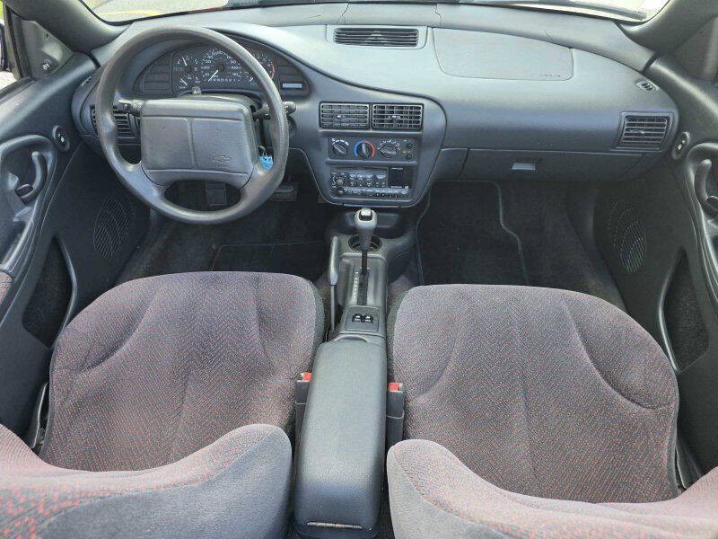 1999 Chevrolet Cavalier Image 4