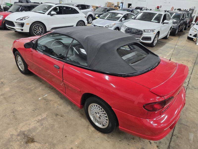 1999 Chevrolet Cavalier Image 13