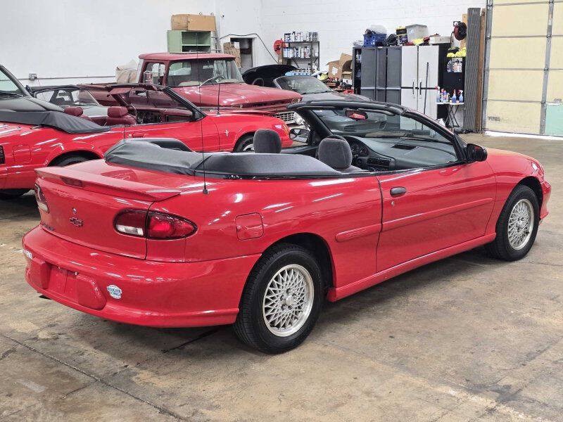1999 Chevrolet Cavalier Image 16