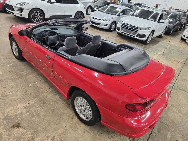 1999 Chevrolet Cavalier Image 18