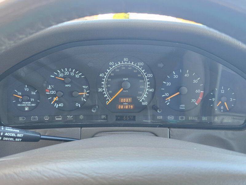 1996 Mercedes-Benz S-Class Image 10