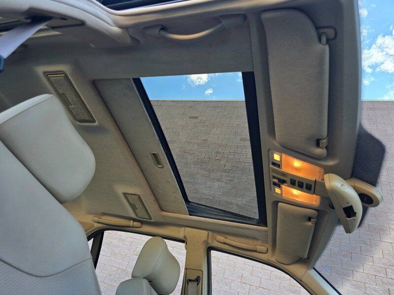 1996 Mercedes-Benz S-Class Image 11