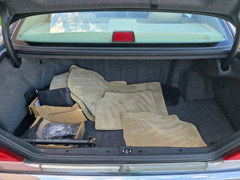 1996 Mercedes-Benz S-Class Image 12