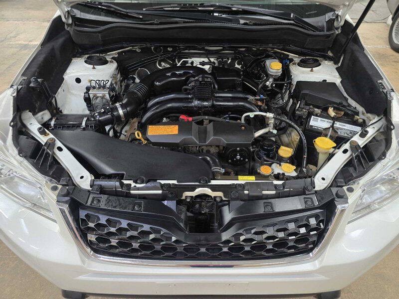 2014 Subaru Forester Image 14