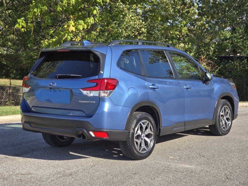 2021 Subaru Forester Image 18