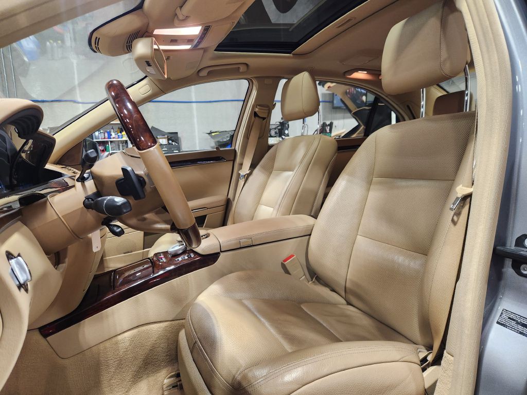 2010 Mercedes-Benz S-Class Image 11