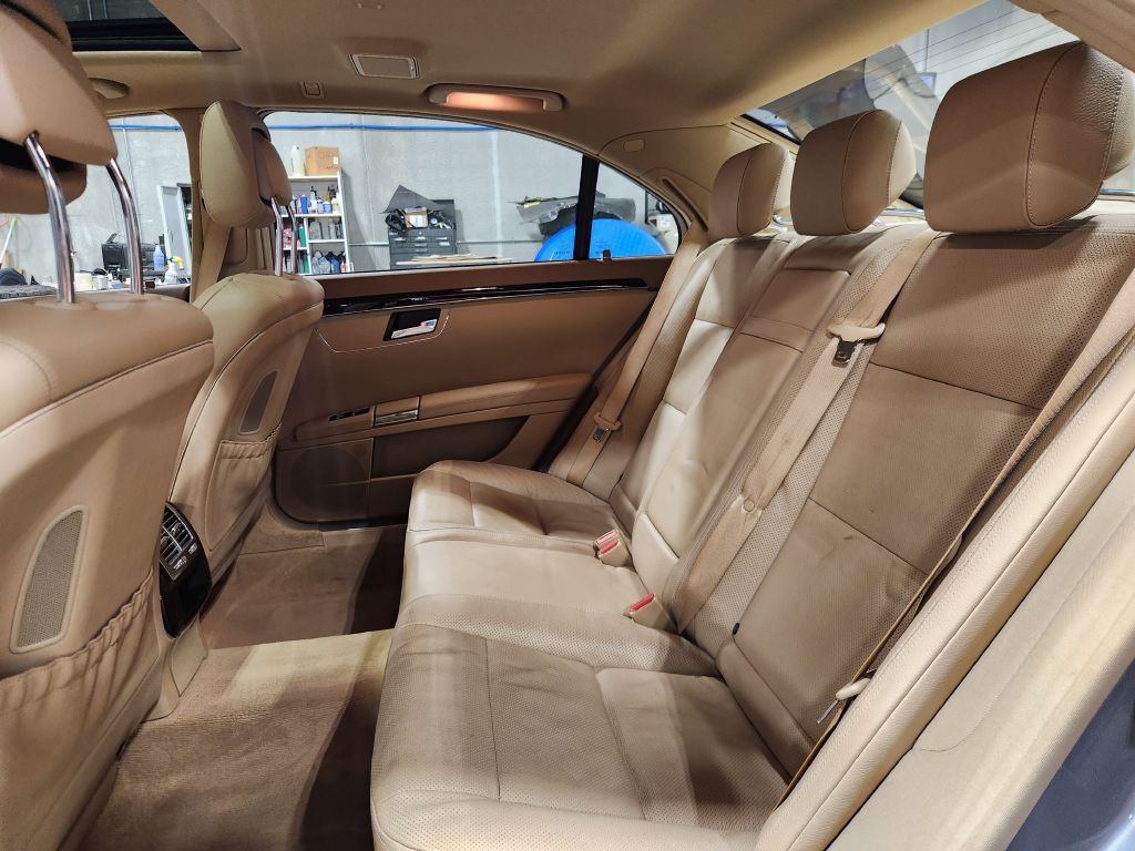 2010 Mercedes-Benz S-Class Image 12