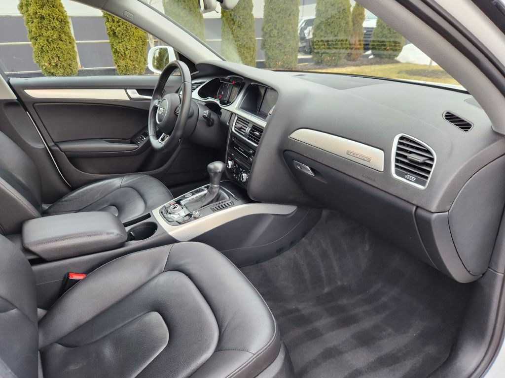 2016 Audi A4 Image 8