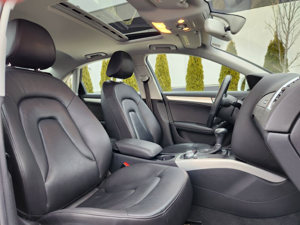 2016 Audi A4 Image 9