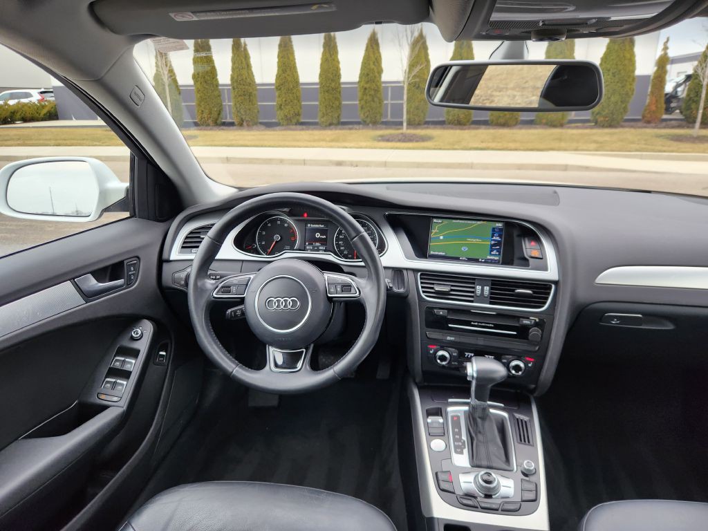 2016 Audi A4 Image 17