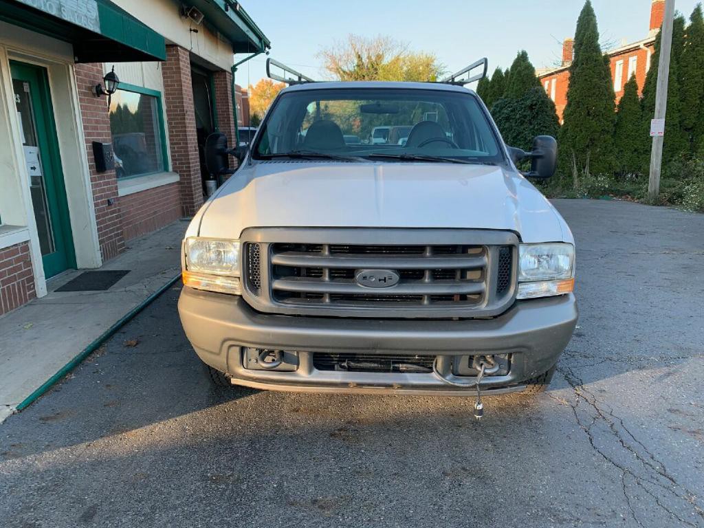 2002 Ford F-350 Image 2