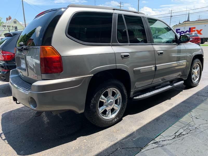 2005 GMC Envoy Image 4