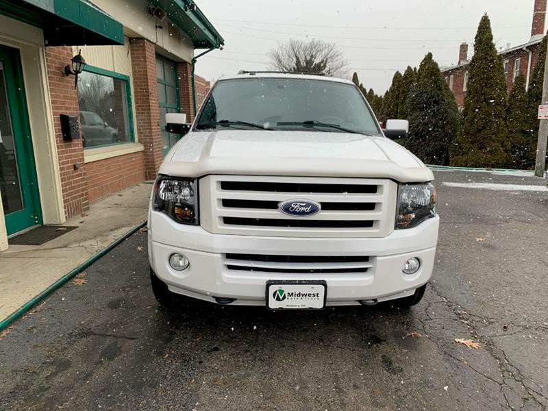 2010 Ford Expedition Image 2