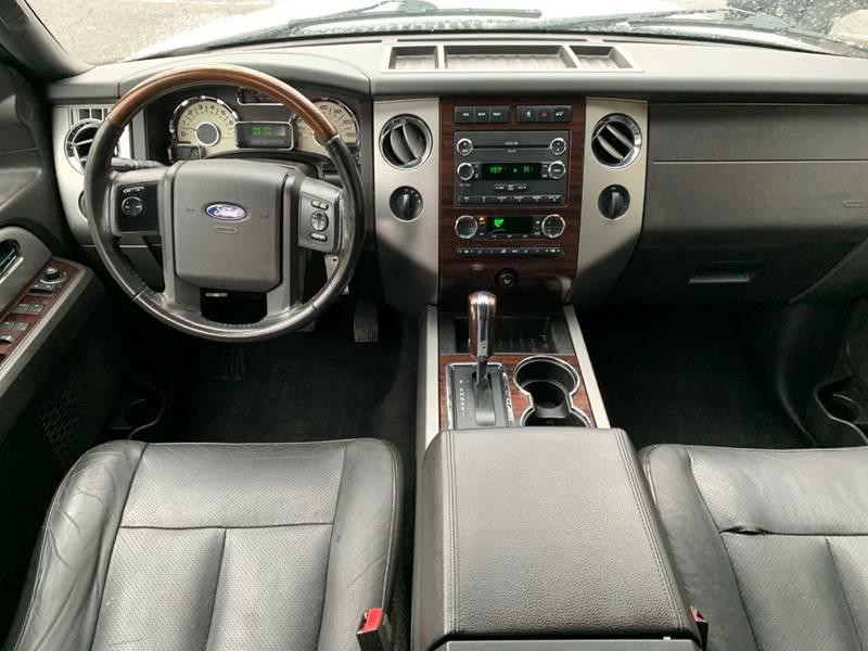 2010 Ford Expedition Image 12