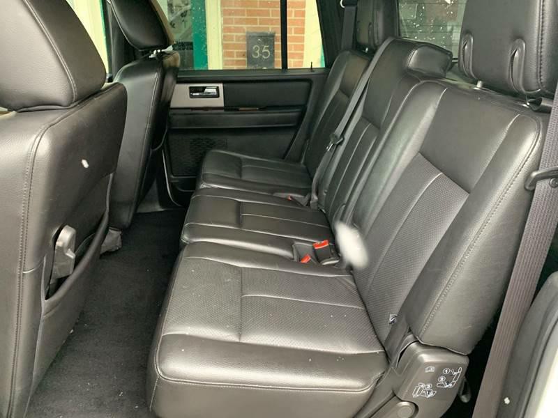 2010 Ford Expedition Image 16
