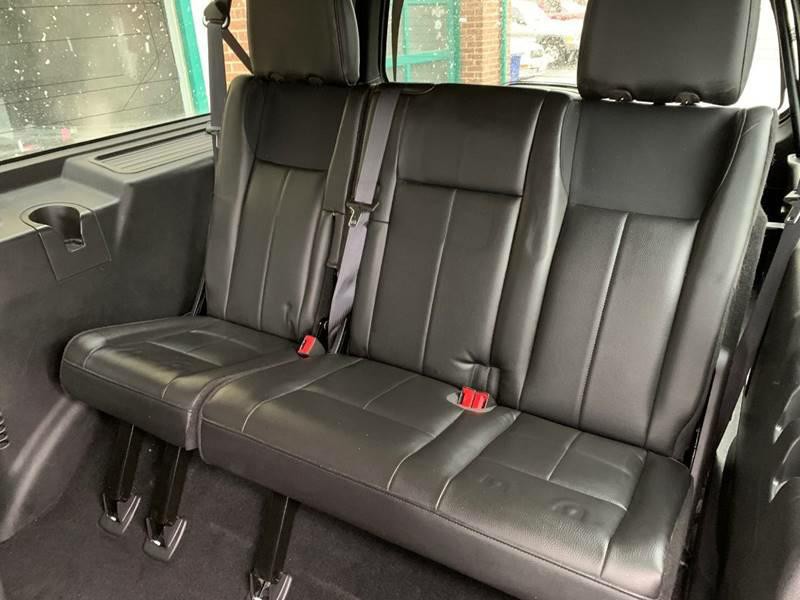 2010 Ford Expedition Image 18