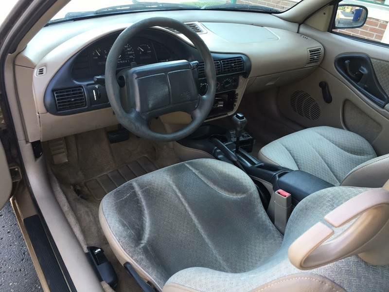 1998 Chevrolet Cavalier Image 8