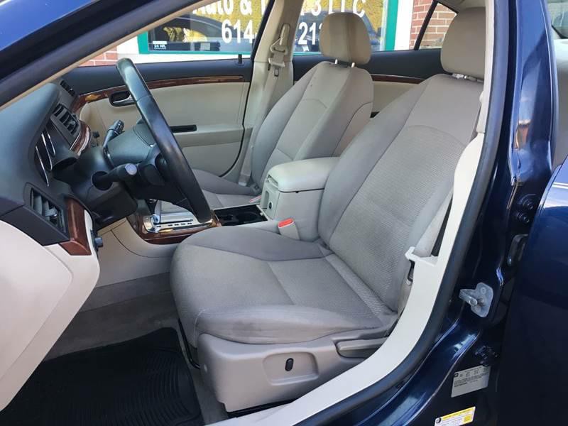 2009 Saturn Aura Image 9