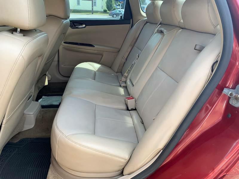 2007 Chevrolet Impala Image 12