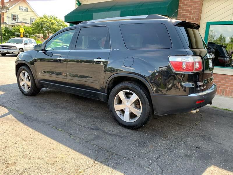 2010 GMC Acadia Image 6