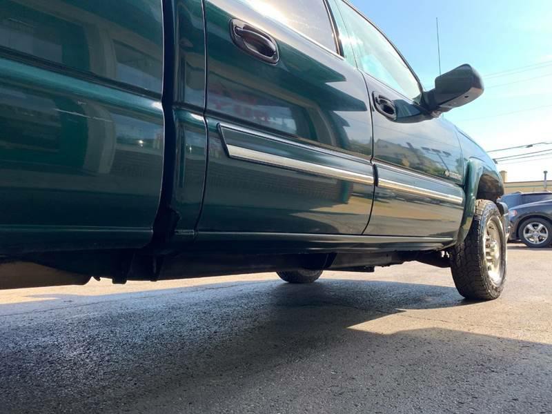 2005 Chevrolet Silverado 1500 Image 5