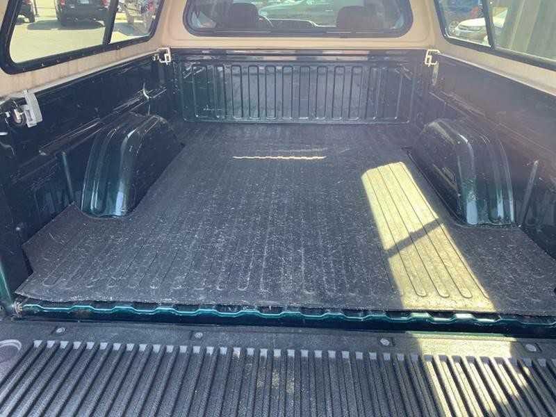 2005 Chevrolet Silverado 1500 Image 16