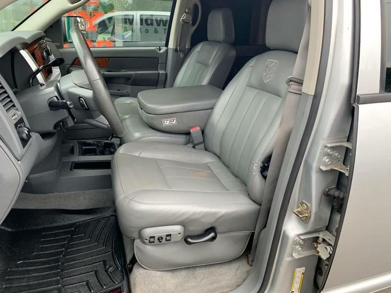 2006 Dodge Ram 3500 Image 9