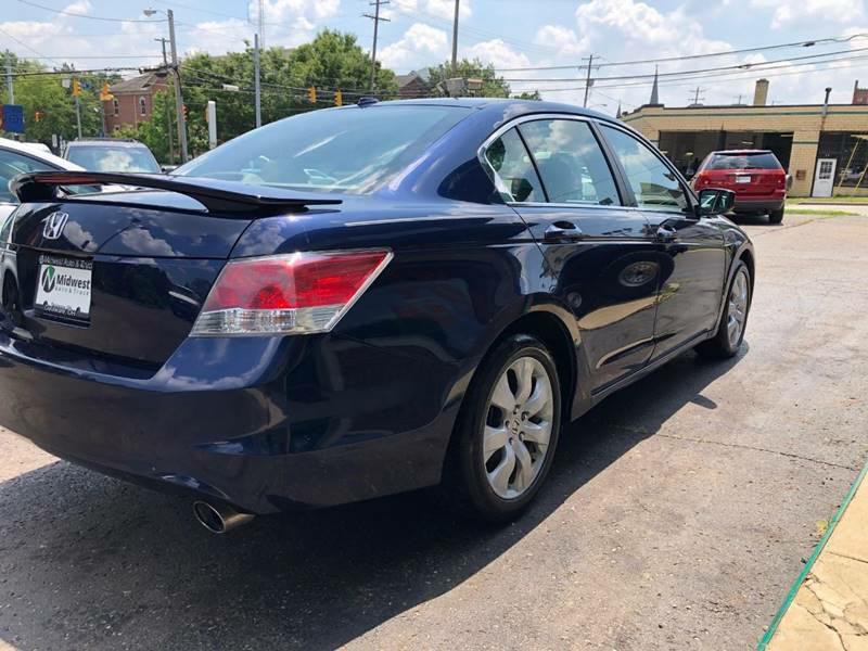 2010 Honda Accord Image 4