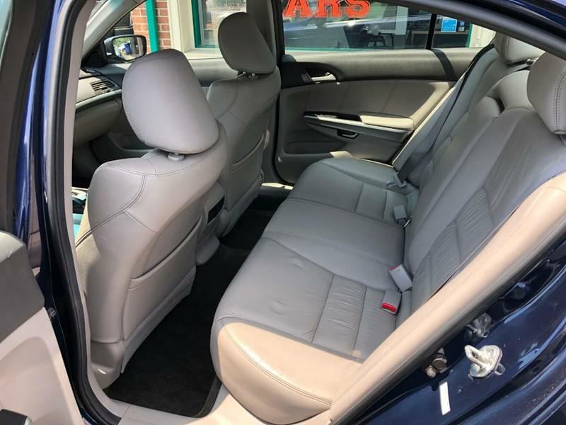 2010 Honda Accord Image 10