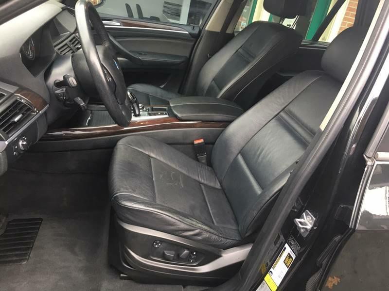 2010 BMW X5 Image 9