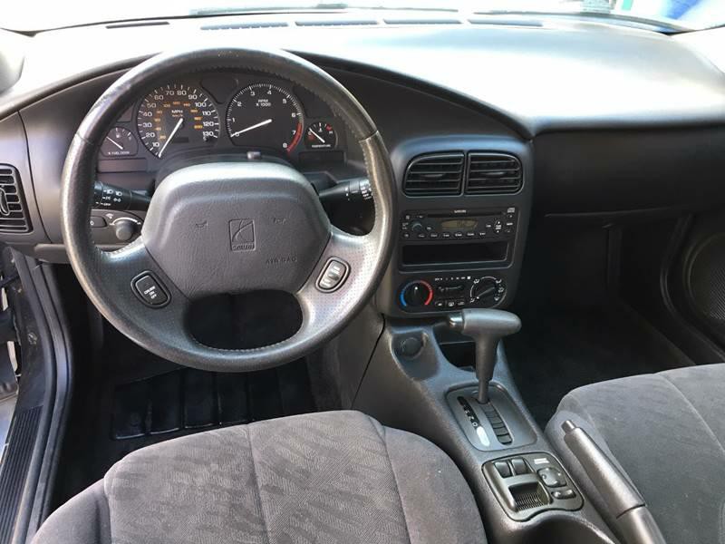 2002 Saturn SC2 Image 8