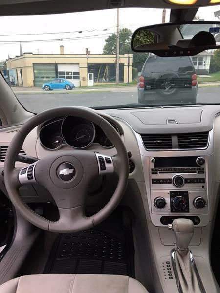 2008 Chevrolet Malibu Image 8