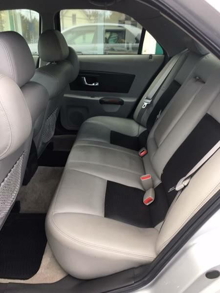 2003 Cadillac CTS Image 11