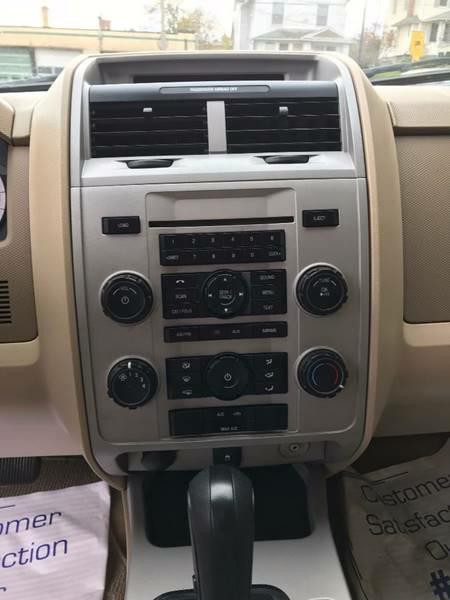 2009 Ford Escape Image 8
