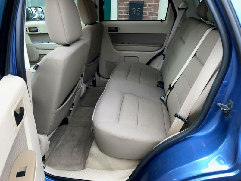 2009 Ford Escape Image 10
