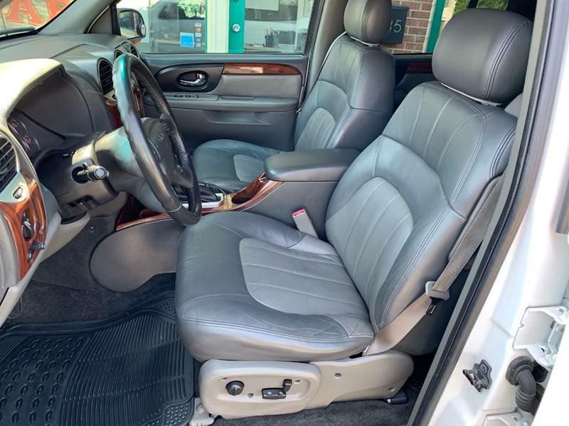 2004 GMC Envoy Image 7