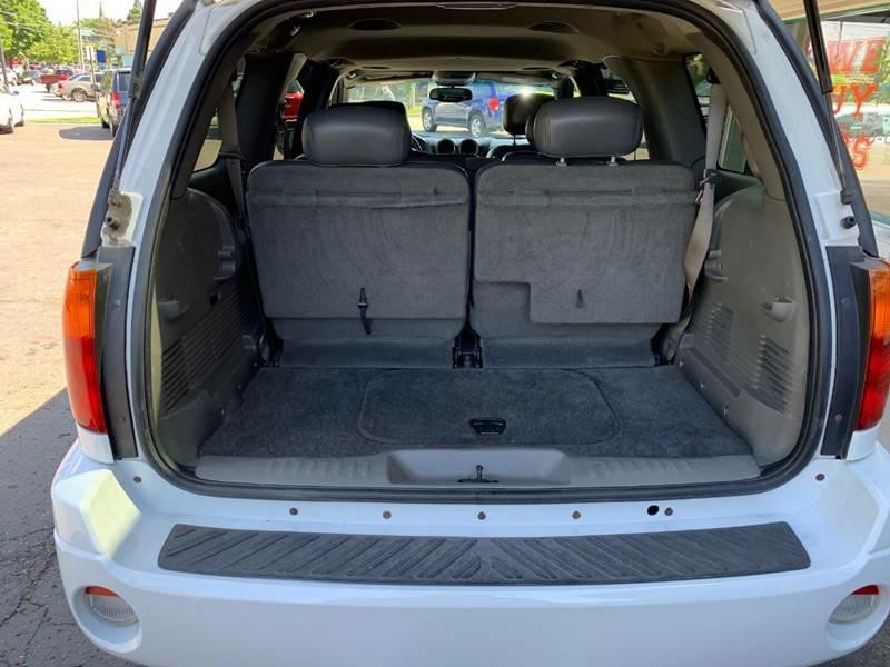 2004 GMC Envoy Image 13