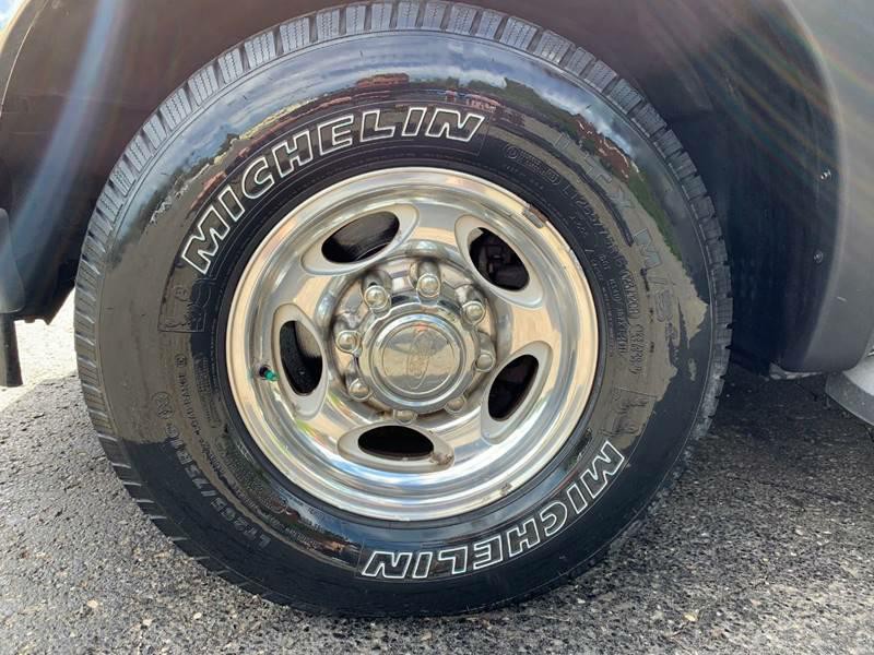 2004 Ford F-250 Image 16