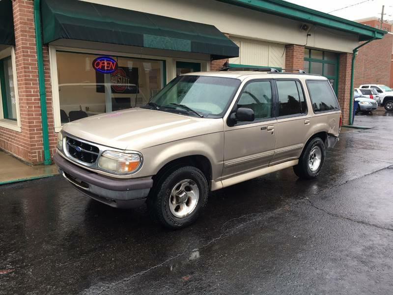 1997 Ford Explorer Image 1