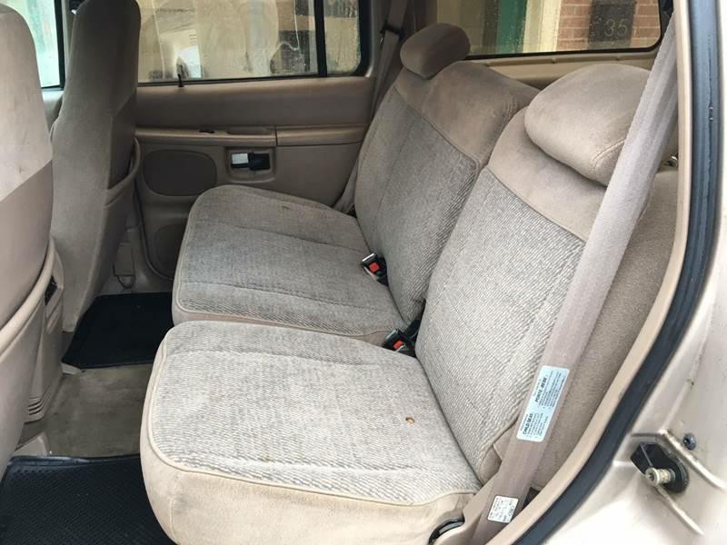1997 Ford Explorer Image 8