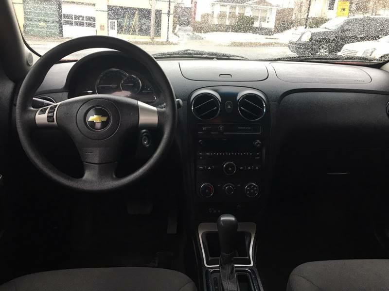 2010 Chevrolet HHR Image 11