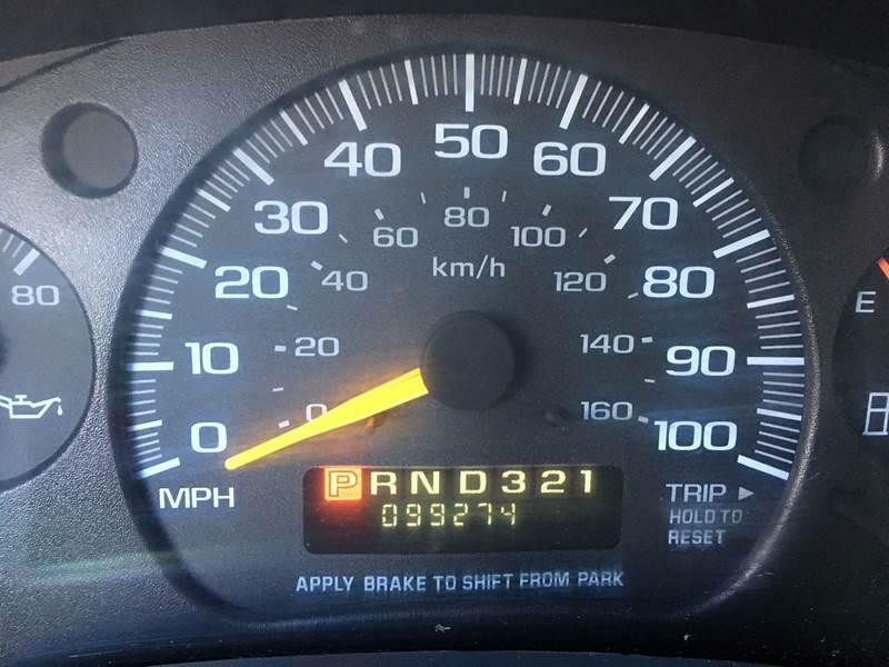 2000 Chevrolet Express Image 12
