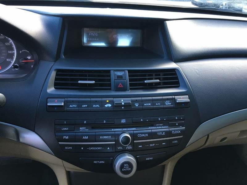 2008 Honda Accord Image 10