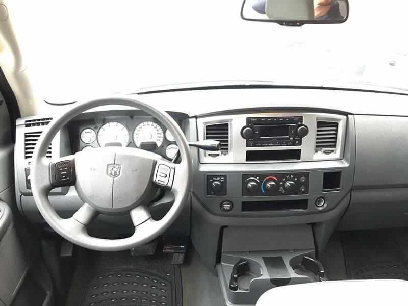 2007 Dodge Ram 1500 Image 9