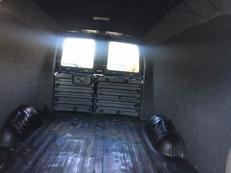 2008 Chevrolet Express Image 10