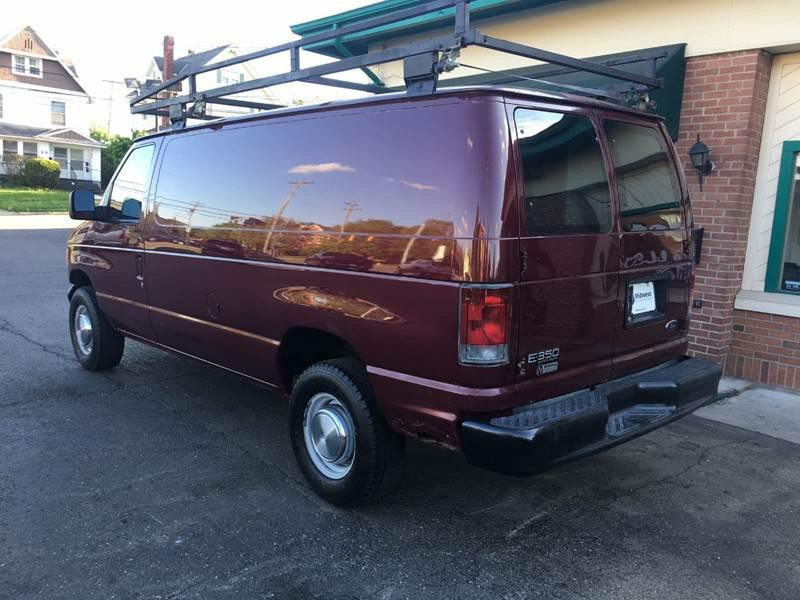 2005 Ford E-Series Image 6