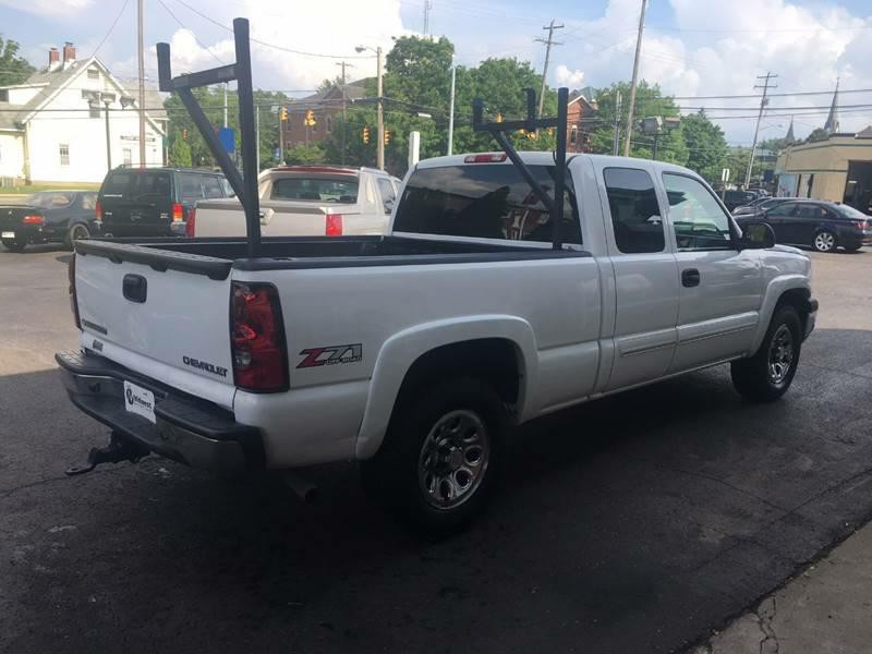 2005 Chevrolet Silverado 1500 Image 4