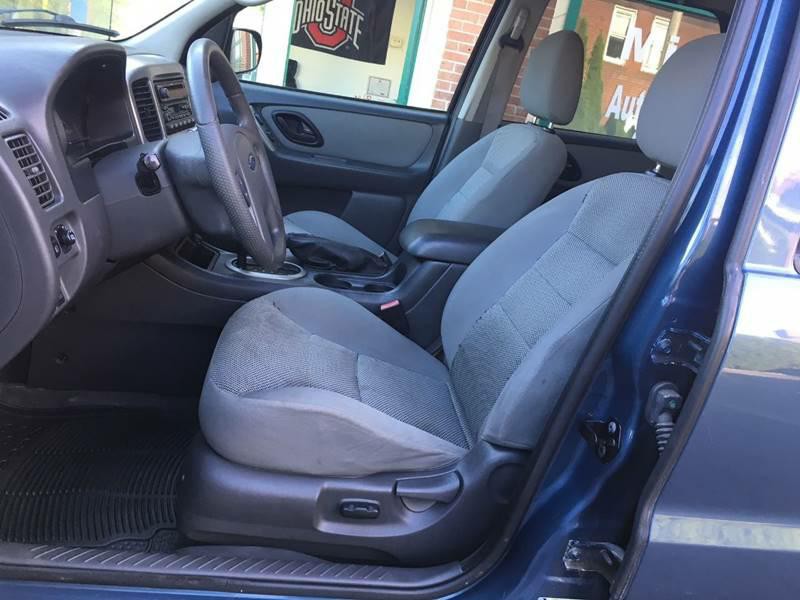 2005 Ford Escape Image 7