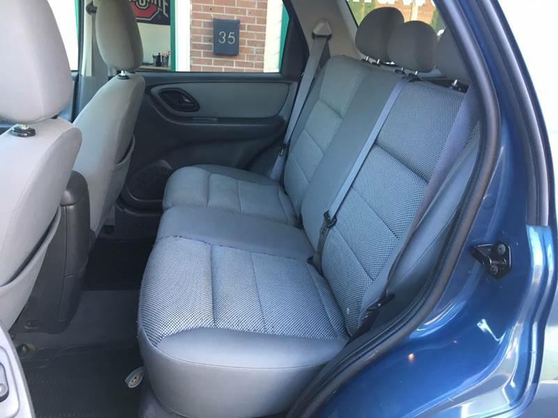 2005 Ford Escape Image 9