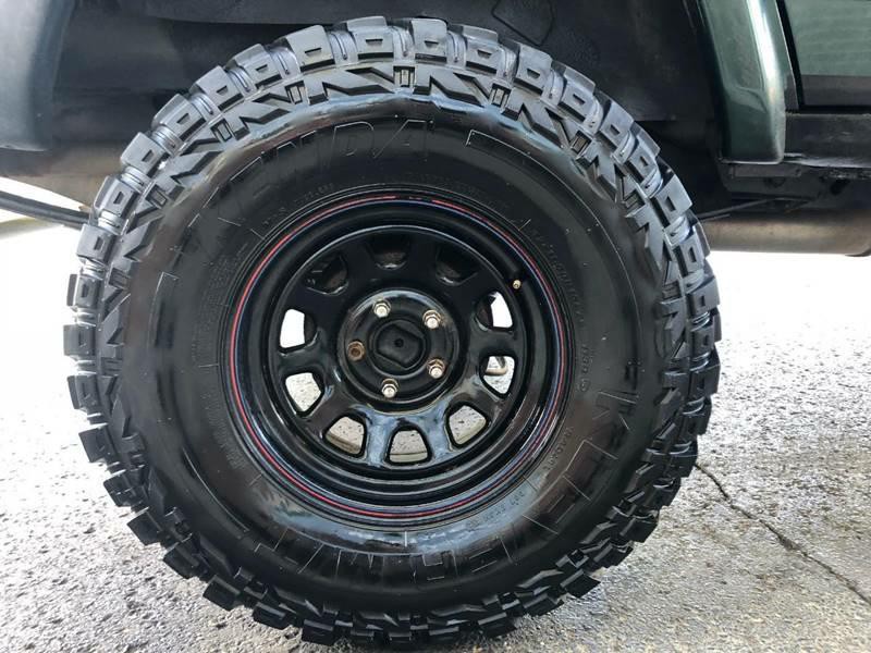 2001 Jeep Cherokee Image 10